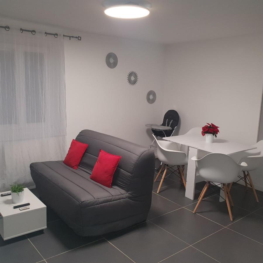 Agreable Appartement Морбье Экстерьер фото